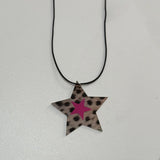 Daiiibabyyy  Y2K Jewelry Acrylic Star Leopard Print Pendant Necklace for Women Sexy Punk Beautiful Pink Star Necklace Accessories Grunge Goth
