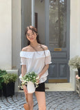 DAIIIBABYYY  -  2025 Korean Chic Summer New Style Romantic Texture Temperament Off Shoulder Ruffle Edge Short Sleeved Shirt Top