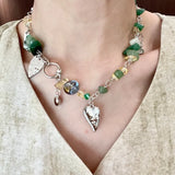 Irregular green crushed stone crystal heart multi-element stitching necklace
