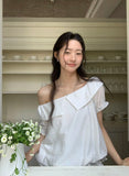 DAIIIBABYYY  -  2025 Korean Chic Summer New Style Romantic Texture Temperament Off Shoulder Ruffle Edge Short Sleeved Shirt Top