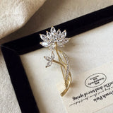 High End Crystal Lotus Flower Brooches For Women Elegant Exquisite Rhinestone Zircon Flowers Plant Brooch Pin Party Jewelry Gift