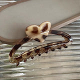 Daiiibabyyy  1PC Women's Leopard Print Hair Clips, Cute Large Heart-Shaped Strong Styling Anti-Slip Hair Accessories, Suitable for Hair Clips