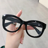 Daiiibabyyy  Fashionable Large Frame Reading Glasses, Anti Blue Light Presbyopia Glasses for Men and Women, Spring Leg Presbyopia Glasses