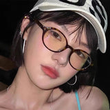 Daiiibabyyy  Retro Small Oval Sunglasses Women Men Rivets Shades Fashion Eyewear Luxury Sun Glasses UV400  Female