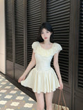 Daiiibabyyy  Ruffled One-length Necklace Spliced A-line Dress with Pleated Waist Design Sweet