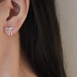 Daiiibabyyy New S925 Sterling Silver Cutey Snake Shaped Simple Flower Stud Earrings Women Gift Exquisite Student Girlfriend Fine Jewelry