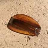 Daiiibabyyy  French Retro Amber Light Luxury Heart-shaped Hair Clip High-end Feeling Vinegar Clip Sweet Cool Style Hair Accessory