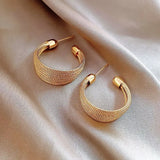 Daiiibabyyy  Vintage Metal Multi-layer Coil C-shaped Earrings Women Exaggerated Fashion Jewelry Daily Temperament Accessories