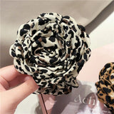 Daiiibabyyy  2/4-Piece Set of Stylish and Elegant Leopard Print Rose Red Hair Clips, Shark Clips for Back of the Head, Hair Accessories for Women, Suitable for Everyday Versatile Use