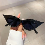 Daiiibabyyy  Personalized Small Frame Cat Eye Sunglasses for Women Fashionable Color Blocking Trend UV Resistant Sunglasses