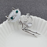 Daiiibabyyy 1Pcs Cute Cartoon Cat Colorful Foot Pins Acrylic Badges Brooch Lapel Pin for Women Clothes on The Backpack Accessories Jewelry
