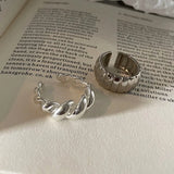 DAIIIBABYYY  -  Y2K Punk Croissant Shape Open Ring for Women Simple Oval Black Glazed Elegant Pearl Wide Face Finger Accessories Fashion Jewelry