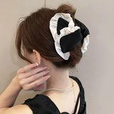 Daiiibabyyy  Triangular Folded Edge Sweet Temperament Hair Clip For Women Back Head Shark Clip Grab Clip Elegant Hair Accessories New Style