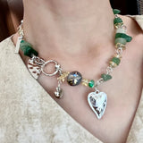 Irregular green crushed stone crystal heart multi-element stitching necklace