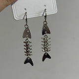 Daiiibabyyy  Barbed Wire Fish Skeleton Dangle Earrings Novelty Unique Funky Whimsical