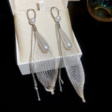Daiiibabyyy  Personalized Hollow Pendant Earring for Women Elegant Temperament Pearl Water Drop Tassel Drop Earrings Design Sense Jewelry