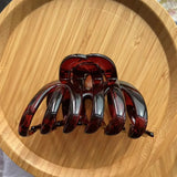 DAIIIBABYYY  -  Large Hollow Out Hair Claw Clips Crab Clamps Women Girls Ponytail Big PC Plastic Hair Barrettes Hairpin Hair Accessories Fashion