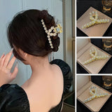 Daiiibabyyy Hair Clip For Women Simple Metal Hollow Out flowers Hair Claw Elegant Bath Crab Clip Fashion Girl Headwear ACCESSORI FOR GIRL