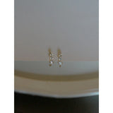Daiiibabyyy Gold Plated Bright Zircon Earrings Light Luxury Earrings Jewelry 3 Crystals Earrings with Cubic Zirconia Gril Gifts