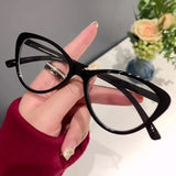 DAIIIBABYYY  -  Cat Eye Reading Glasses Women Eyeglasses For Nearsightedness Anti Blue Light Myopia Unique Triangle Cat Eye Glasses Frame -0-4.0