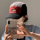 DAIIIBABYYY  -  Japanese Retro Mountain Peak Embroidery 5-panel Baseball Caps for Men Summer Couple Versatile Fashion Sunscreen Women's Hats
