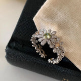 Daiiibabyyy  Shiny Rhinestone Daisy Opening Ring Women's Daily Exquisite Flower Finger Ring Holiday Party Fashion Jewelry