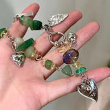 Irregular green crushed stone crystal heart multi-element stitching necklace