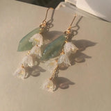 Daiiibabyyy  White Tulip Green Leaves Drop Earrings for Women Pearly Lustre Flower Shape Long Tassel Trendy Earrings Y2K French Romantic