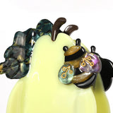 Daiiibabyyy  Y2K Cartoon Bee Pear Pattern Hairpin For Women Niche Creative Color Matching Fruit Dopamine Versatile Shark Clip Summer