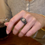 Daiiibabyyy  New Vintage Wide Sided Geometric Crystal Opening Rings for Women Luxury Shiny Contrasting Index Finger Rings Jewelry Gifts