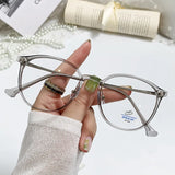 Daiiibabyyy  Men's and Women's Portable Reading Glasses, Fashionable Ultra Light Glasses, Anti Blue Light Presbyopia Glasses, 0 To+400