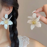 Daiiibabyyy  Exaggerated Large Acrylic Flower Pendant Earrings for Women Vintage Crystal Petal Temperament Earrings Jewelry Daily Wear