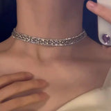 Daiiibabyyy  Vintage Metal Cross Ribbed Clavicle Chain Sparkling Rhinestone Choker for Women Party Bondi Fashion Necklace Jewelry