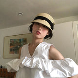 Daiiibabyyy  Bow shaped dome grass woven duckbill hat for women, summer outdoor face enhancing small grass hat, sun protection and shading