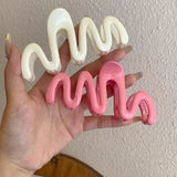 Daiiibabyyy New In Acrylic Hair Claws for Women Extra Large Crab Clip Sense of Premium Wavy Lines Hair Clip Girl Shark Hair Accessories