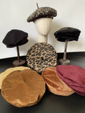 Daiiibabyyy  Women's Wool Blend Beret Hat Leopard Print Chic Elegance Painter Cap with UFO Design (Versatile Casual)
