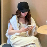 Daiiibabyyy  Retro Cotton-Linen Breathable Flat-Top Hat Vintage-Style Riding Cap Fashionable Duckbill Cap for Women Flatters the Face Shape