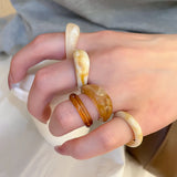Daiiibabyyy  5-piece retro elegant style wide resin ring set for women, simple and personalized, versatile design, stacked ring set