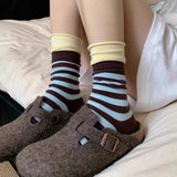 Daiiibabyyy  Women's Socks Japanese Striped Contrasting Dopamine Kawaii Rolled Edge Sports Mid Tube Socks Comfortable Breathable Cotton Socks