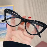 DAIIIBABYYY  -  Fashion Cat Eye Reading Glasses Women Eyeglasses for Nearsightedness Anti Blue Light Unique Triangle Cat Eye Glasses Frame