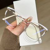 Daiiibabyyy  New Anti Blue Light Glasses for Men and Women, Versatile Glasses with Metal Frames, Fashionable and Ultra Light Flat Lenses