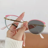 DAIIIBABYYY  -  Fashion Vintage Anti Blue Light Photochromic Glasses Women Cat Eye Triangle Color Change Sunglasses Eye Protection Spectacles