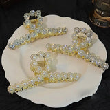 Daiiibabyyy Hair Clip For Women Simple Metal Hollow Out flowers Hair Claw Elegant Bath Crab Clip Fashion Girl Headwear ACCESSORI FOR GIRL