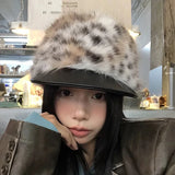Daiiibabyyy  Designer Imitation Fur Splicing Berets Women Korean Version Fashion British Leather Brim Painter Newsboy Hat Tide Autumn Winter