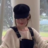 DAIIIBABYYY  -  French Retro Hollow Woven Flat Top Berets Cap for Women Summer Thin Breathable Versatile Sunscreen Casual Literary Newsboy Hat