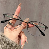 Daiiibabyyy  Fashionable Cat Eye Reading Glasses for Men and Women, High-definition Anti Blue Light Presbyopia Glasses, 0 To+400