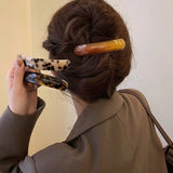 Daiiibabyyy  Fashion Elliptical Leopard Print Hair Clip PVC Arc Spring Clip Grab Clip Headwear Large Hairpin Girl