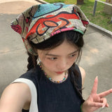 Daiiibabyyy Korean Retro Graffiti Triangular Hair Scarf for Women Spring and Summer Vacation Concave Shape Photo Versatile Headbands Y2k