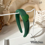 Green~The new olive greenplaid headband is simpleand versatile showing white hair accessories large leather large intestine ring daiiibabyyy