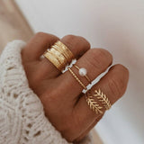 2021 New European And American Fashion Jewelry Exquisite Moon Love Ring For Women Set Combination Designer High-End Jewelry Gift daiiibabyyy
